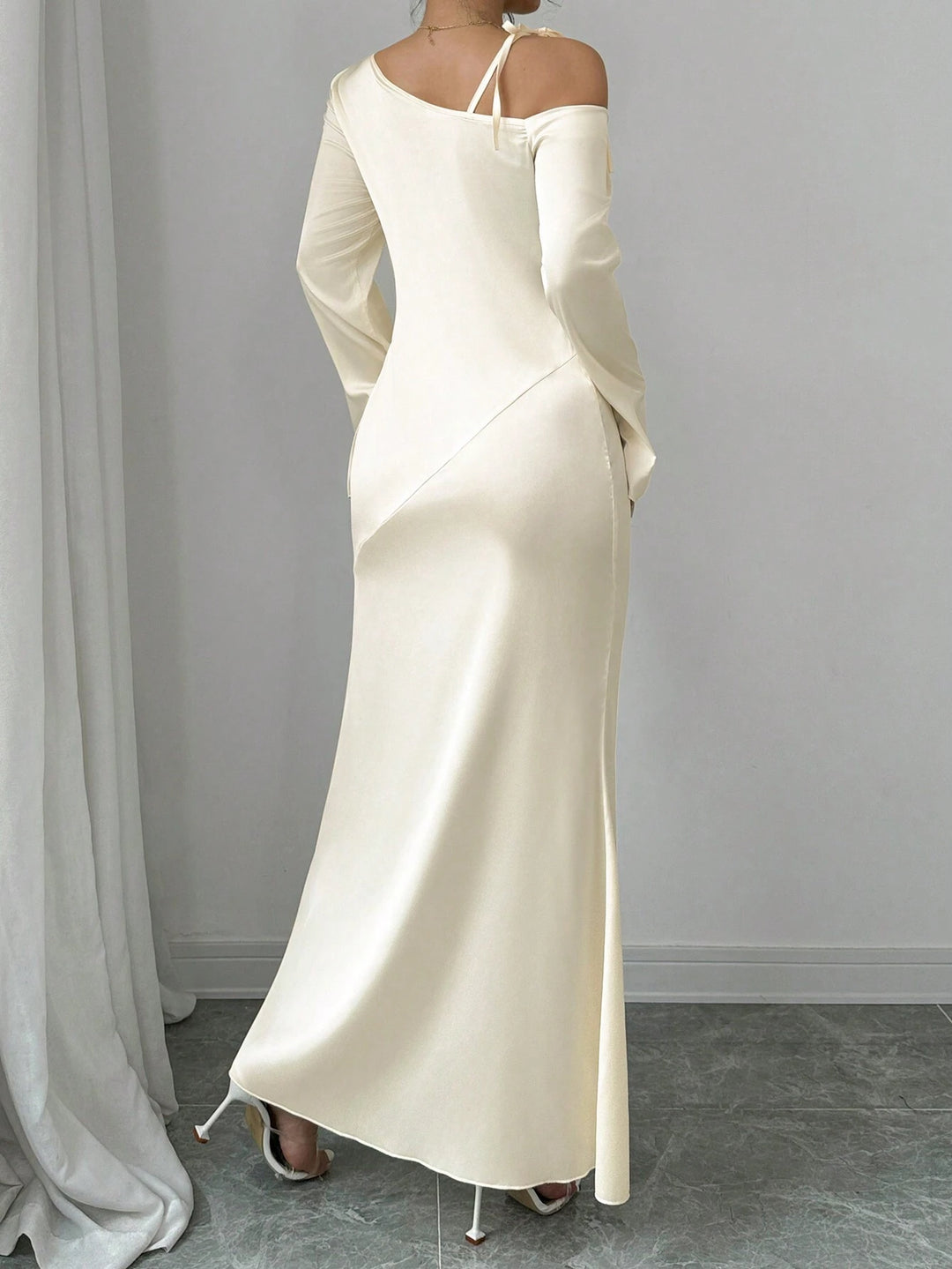 Shein maxi ruha, krémszínű