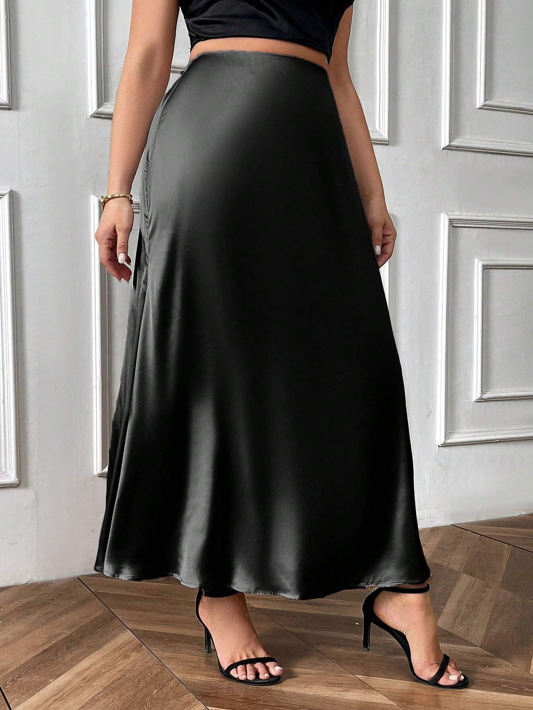 Shein Curve+ maxiszoknya, fekete