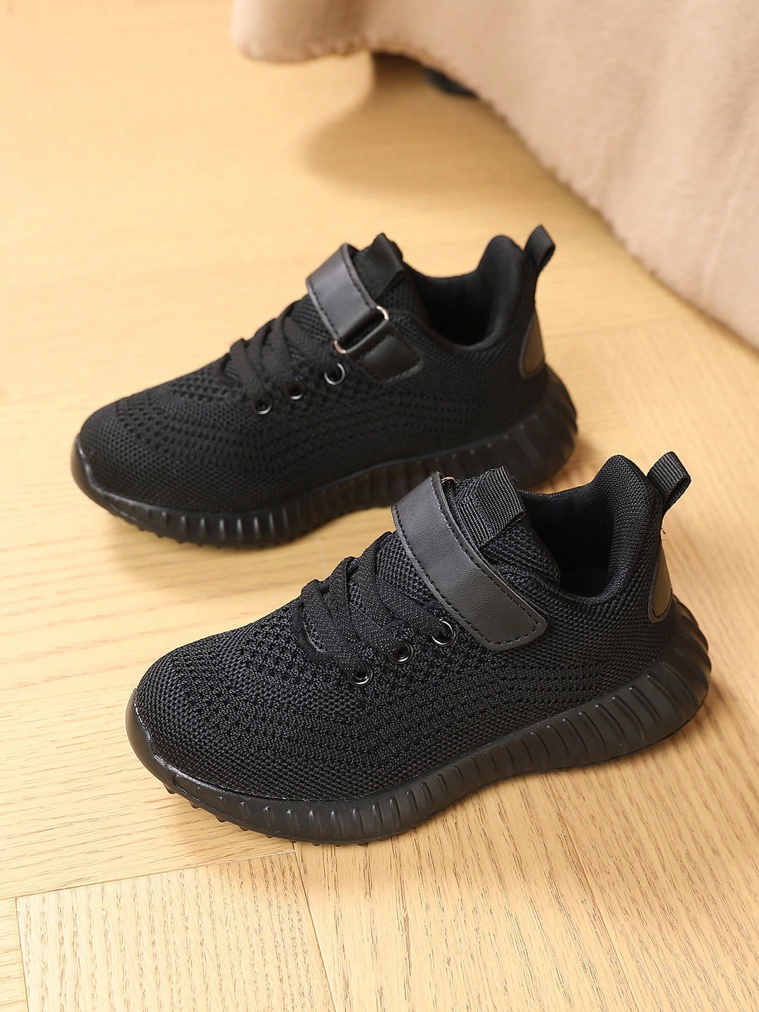 SHEIN sportcipő, fekete