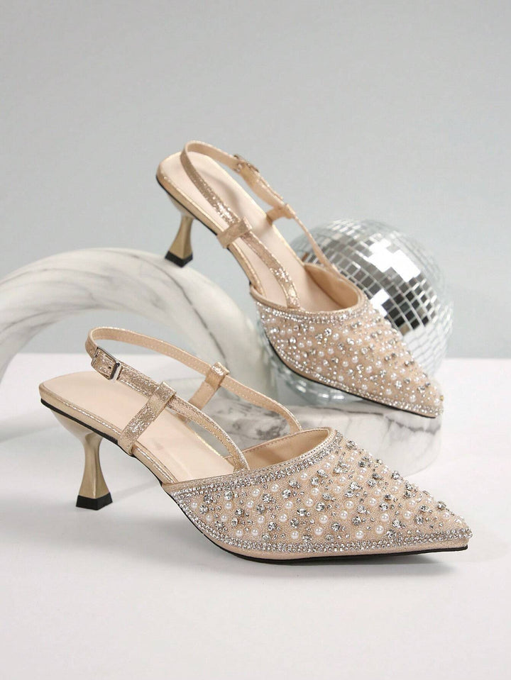 Pantofi cu toc SHEIN, crem