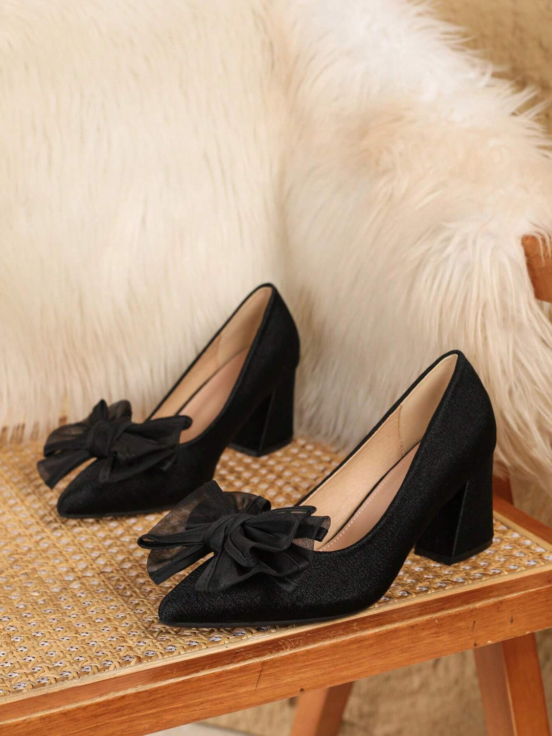 Pantofi cu toc SHEIN, negru