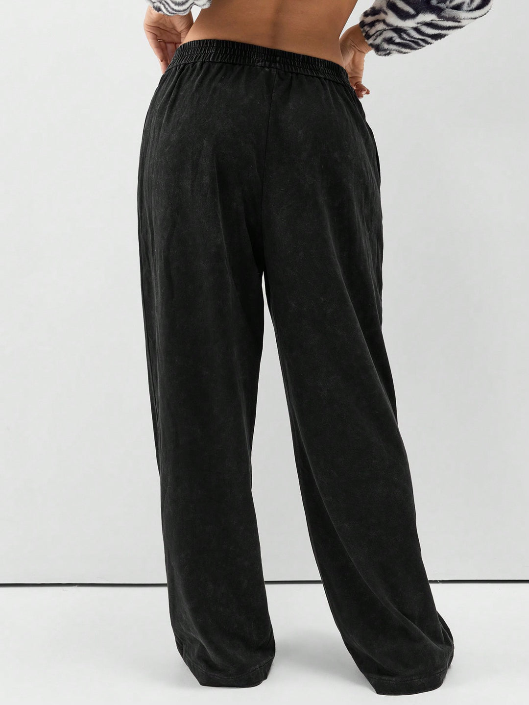 Pantaloni SHEIN, negru