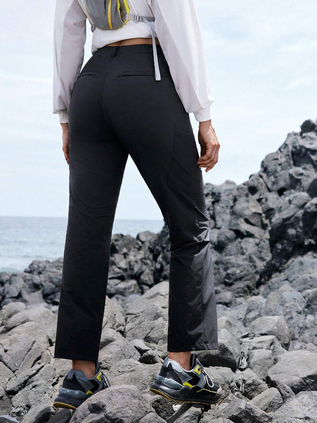 Pantaloni SHEIN, negru