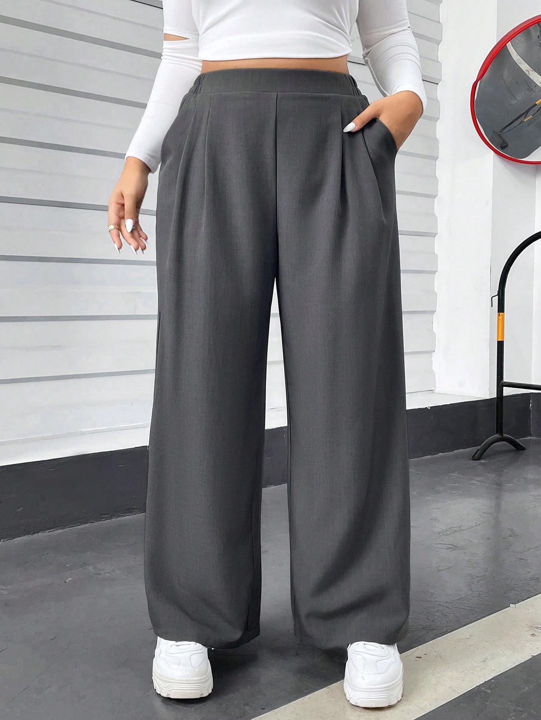 Pantaloni SHEIN, gri