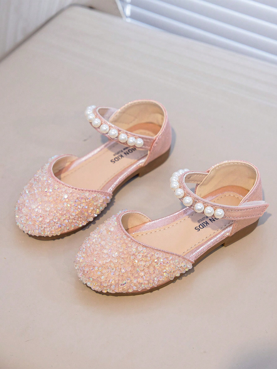 Pantofi SHEIN, roz