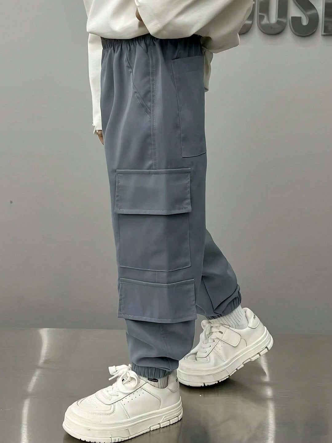 Pantaloni SHEIN, gri