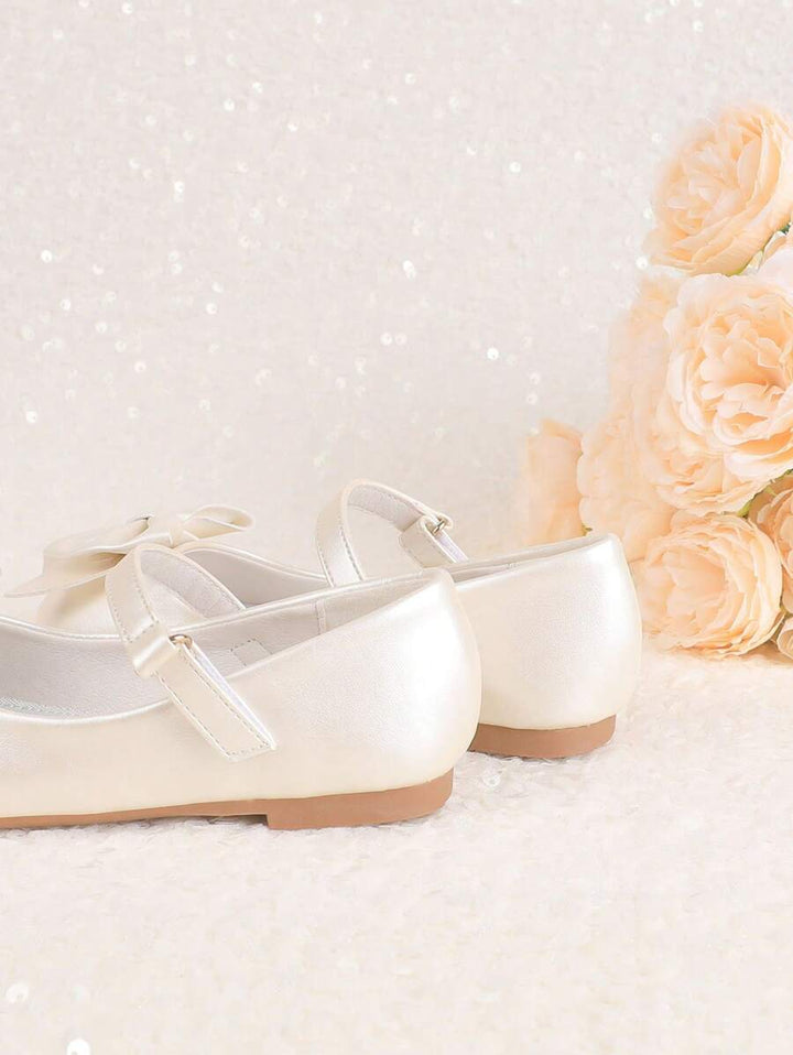 Pantofi SHEIN, crem