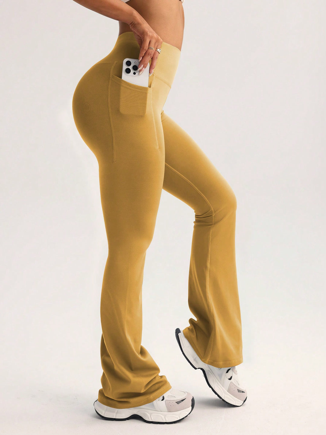 Pantaloni SHEIN, galben