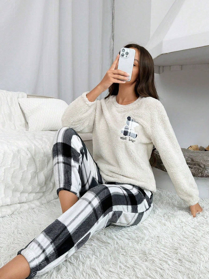Compleu pijamale SHEIN, mix culori