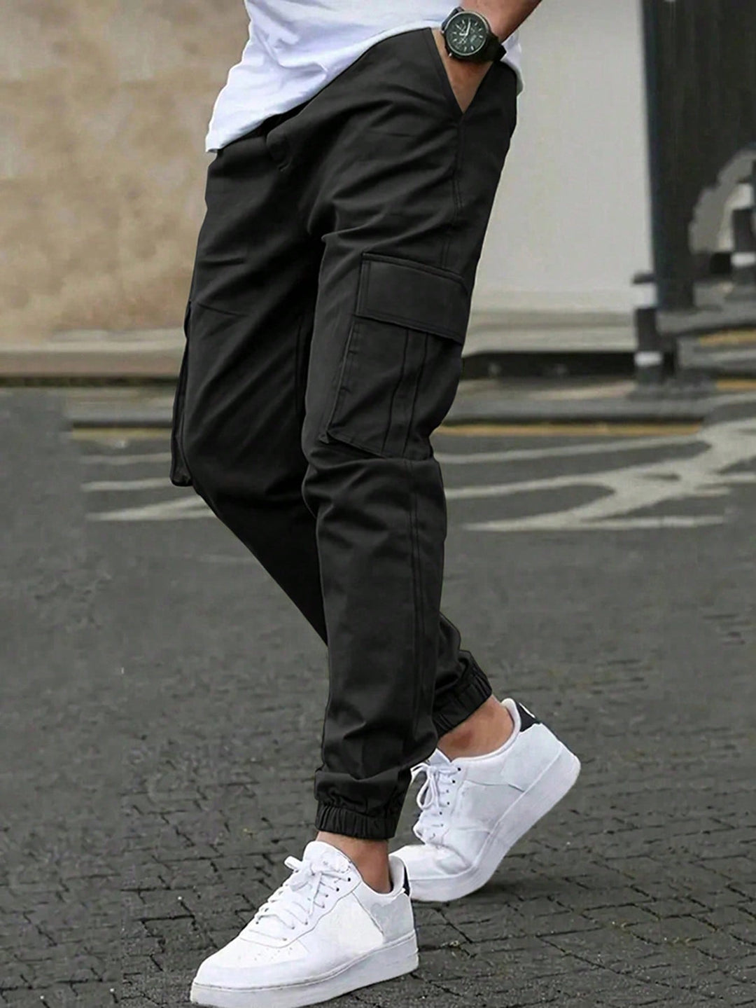 Pantaloni SHEIN, negru