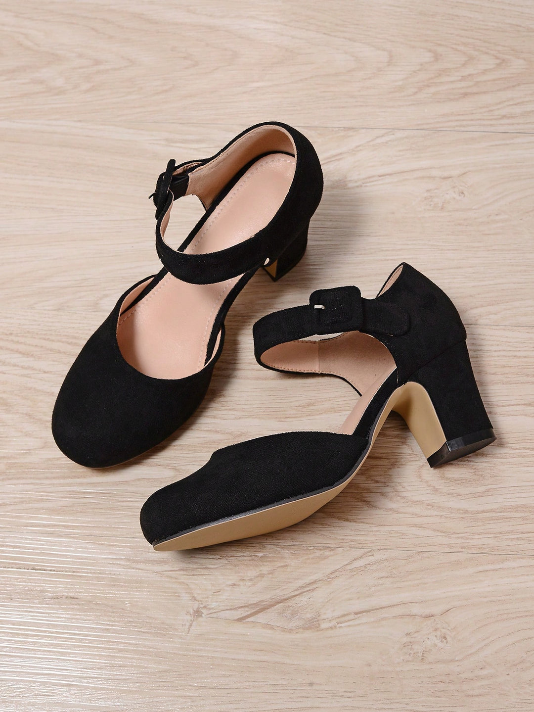 Pantofi cu toc SHEIN, negru