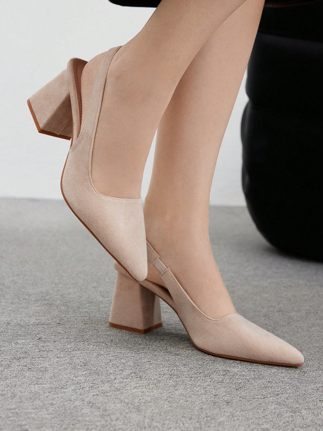 Pantofi cu toc SHEIN, bej