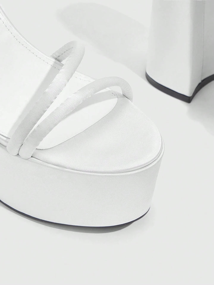 SHEIN platform szandál, fehér