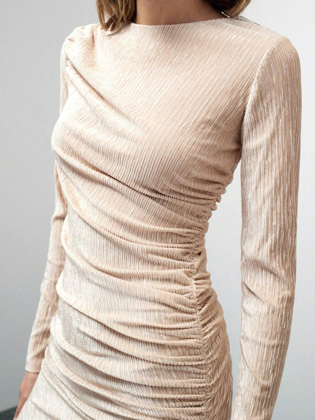 Shein mini ruha, bézs