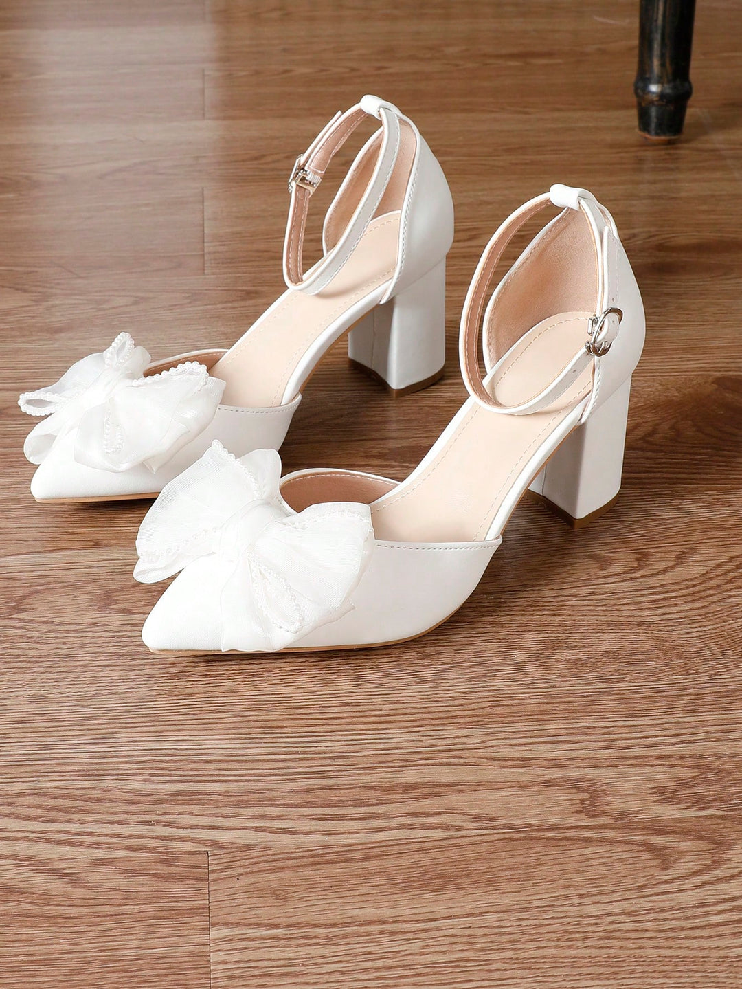 Pantofi cu toc SHEIN, alb