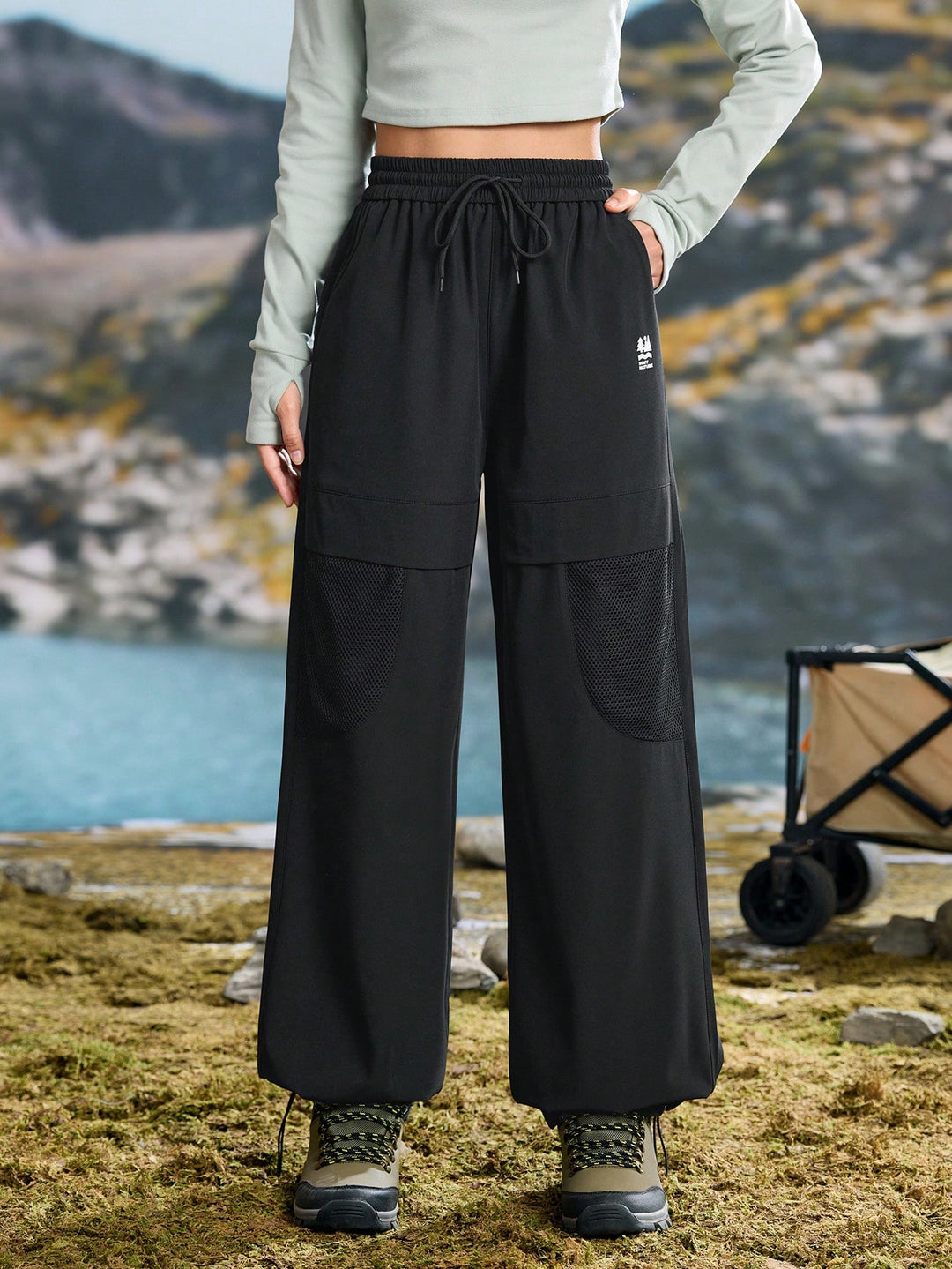 Pantaloni SHEIN, negru