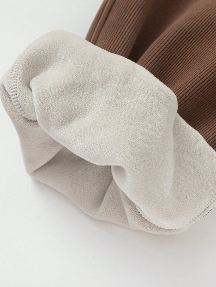 Pantaloni SHEIN, maro