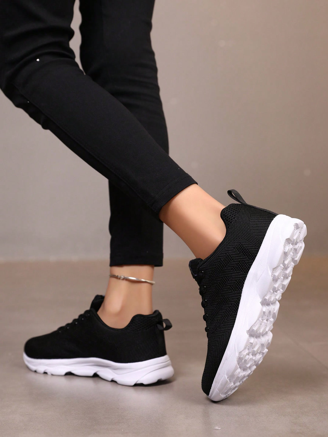 Pantofi sport SHEIN, negru