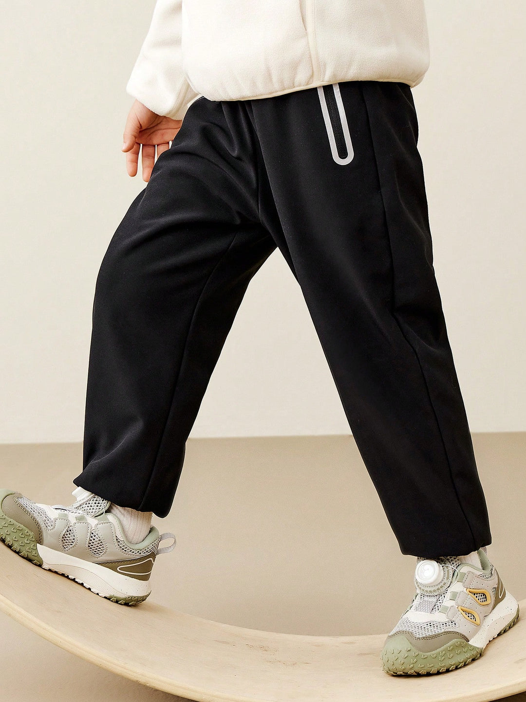 Pntaloni SHEIN, negru