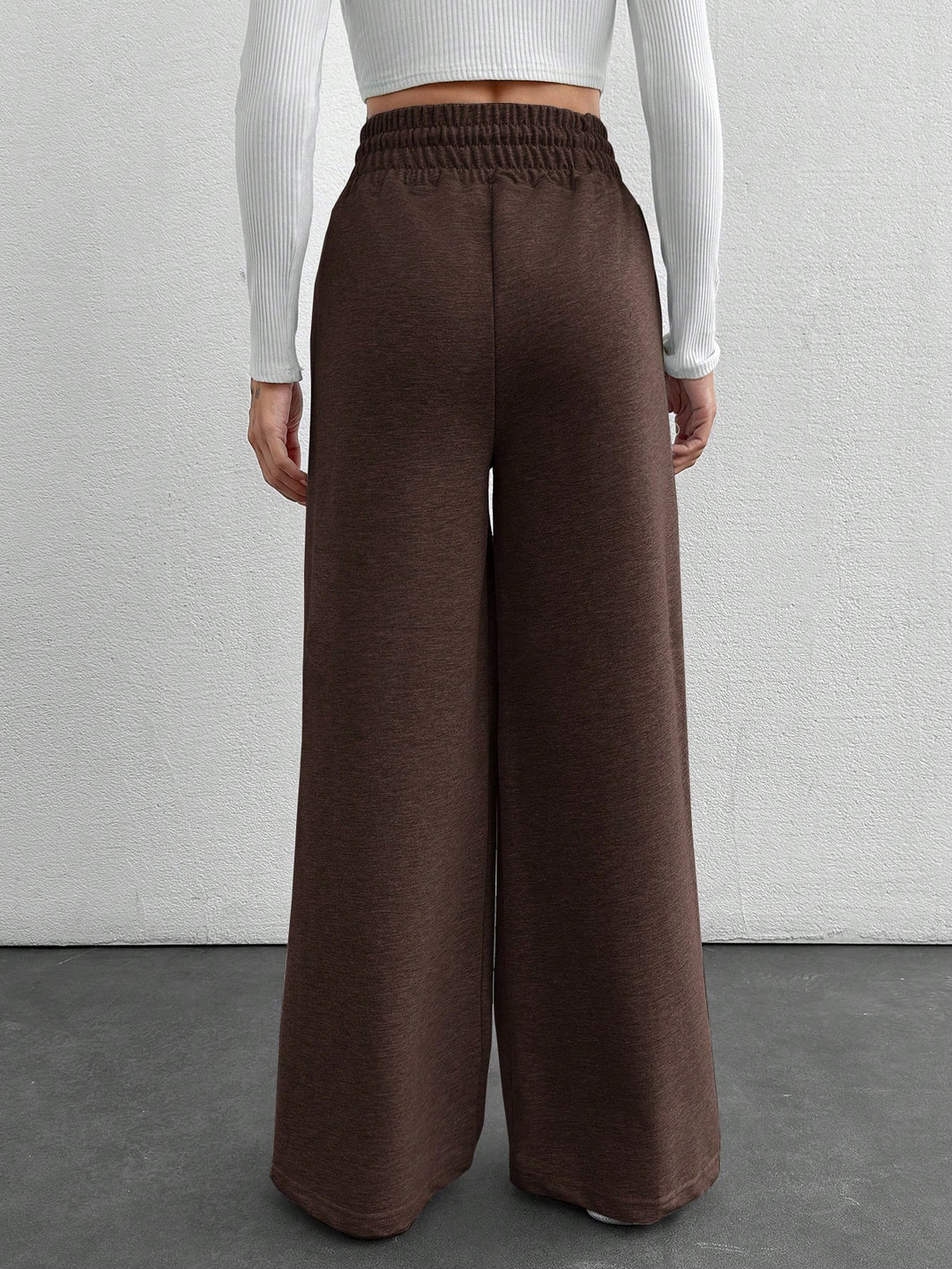 Pantaloni SHEIN, maro