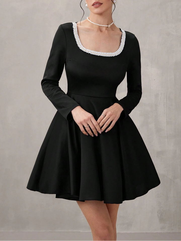 Shein miniruha, fekete