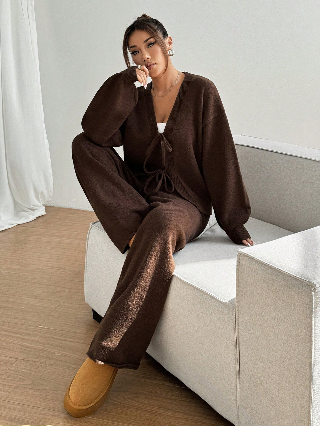 Pantaloni SHEIN, maro