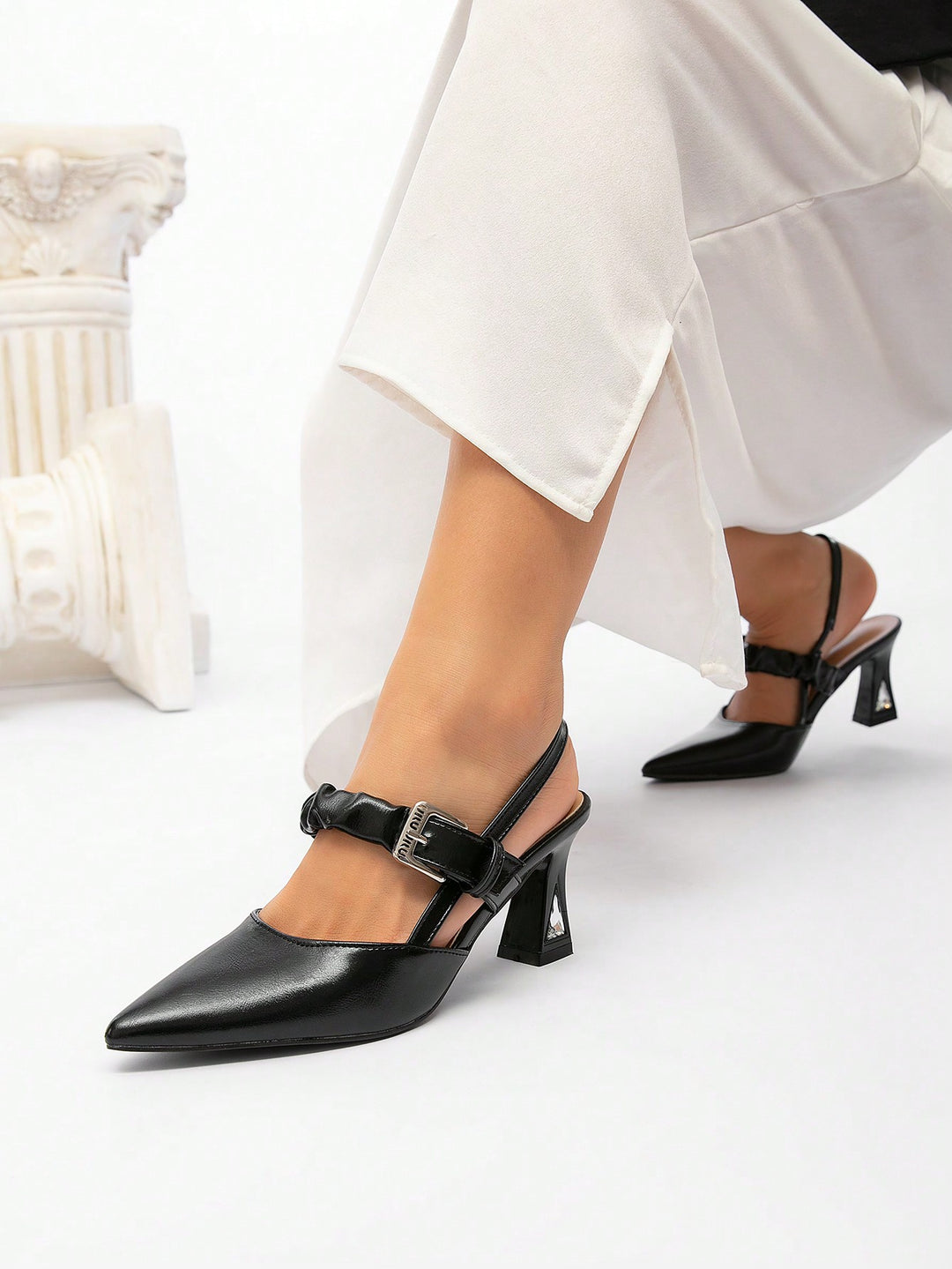 Pantofi cu toc SHEIN, negru