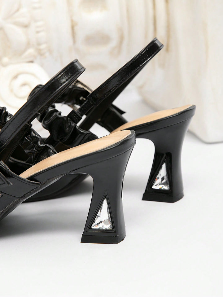 Pantofi cu toc SHEIN, negru