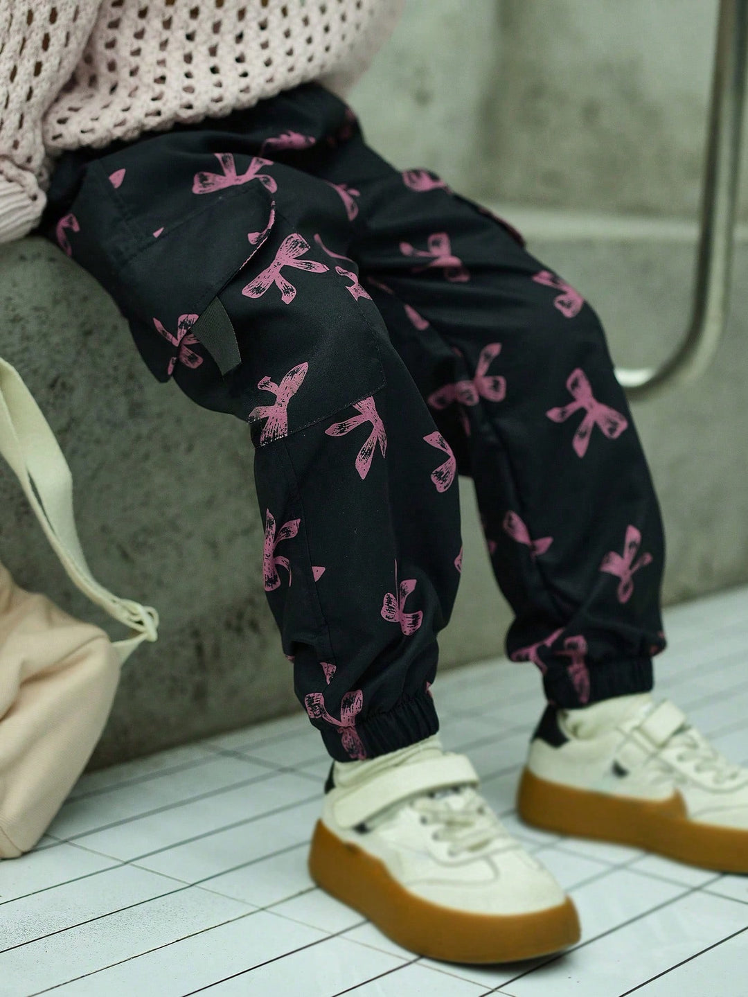 Pantaloni SHEIN, mix culori