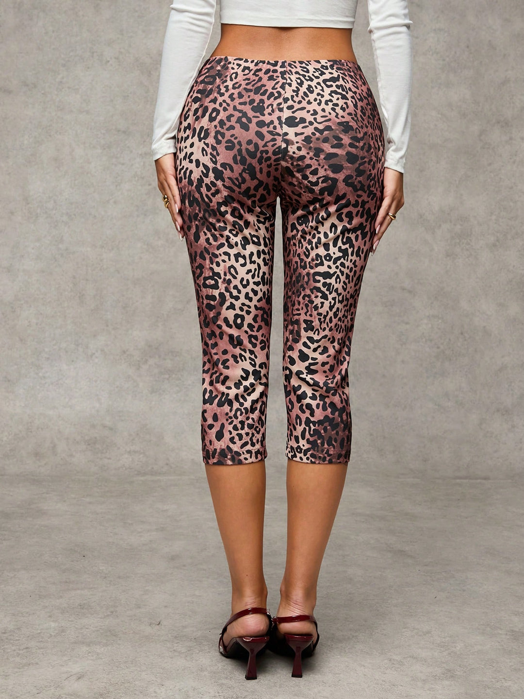 Pantaloni SHEIN, maro