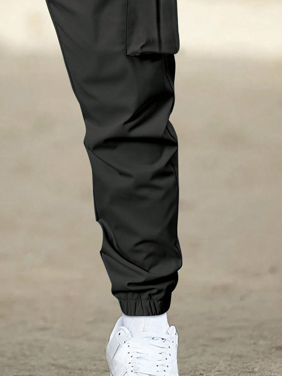 Pantaloni SHEIN, negru