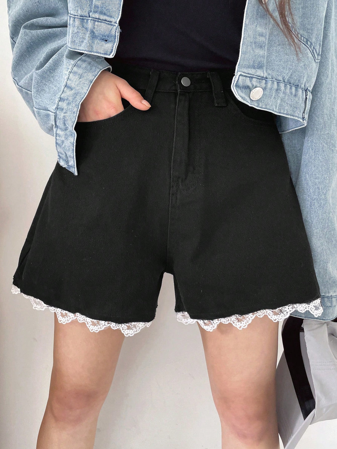 Pantaloni scurți SHEIN, negru