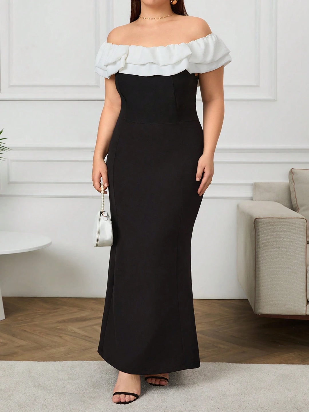 Shein Curve+ maxi ruha, fekete