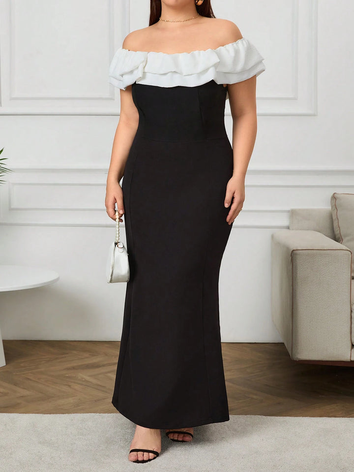 Shein Curve+ maxi ruha, fekete