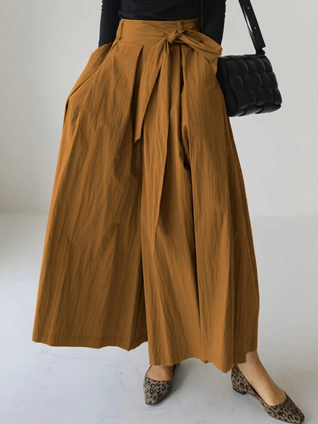 Pantaloni SHEIN, maro