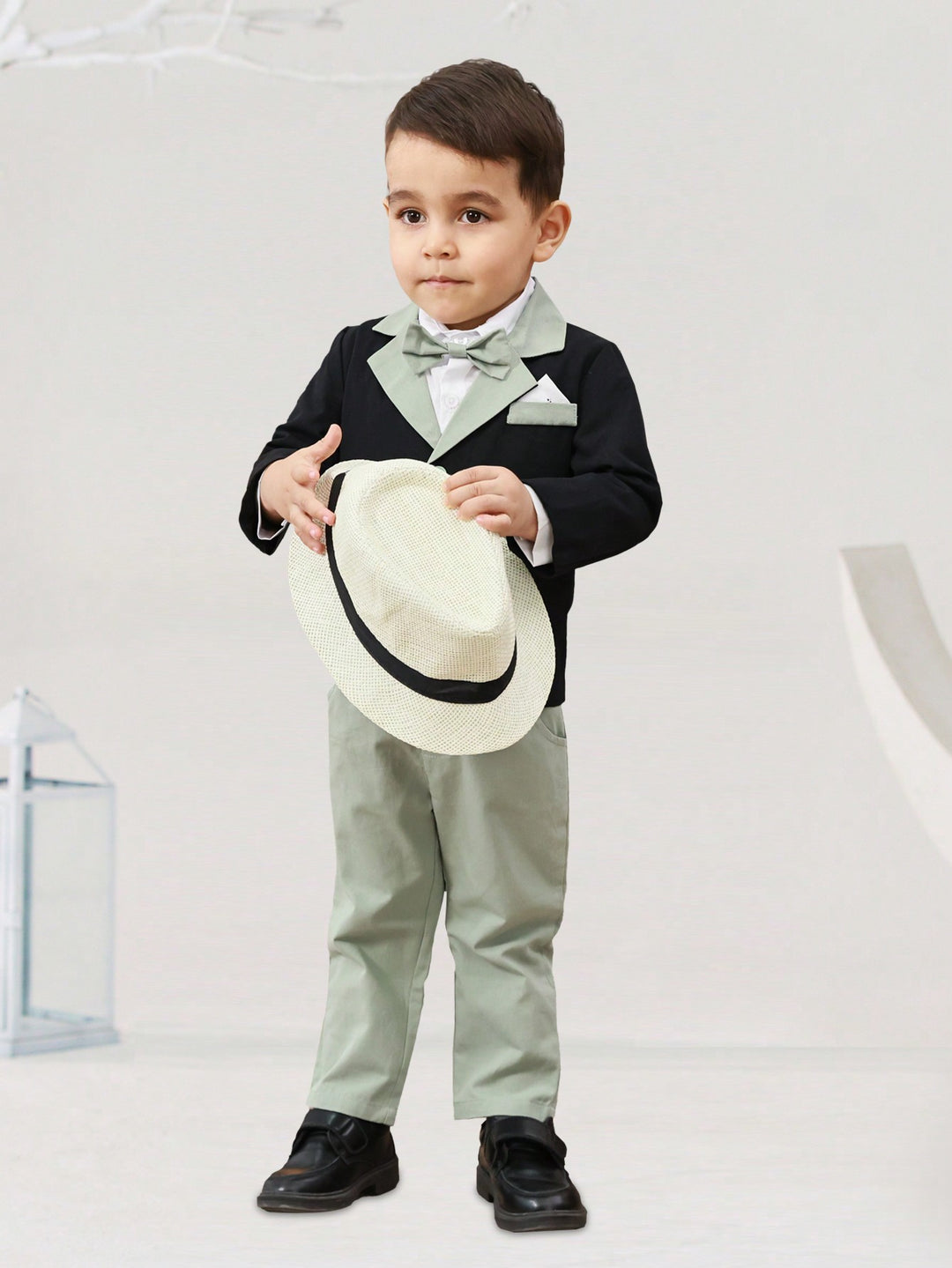 Costum SHEIN, verde