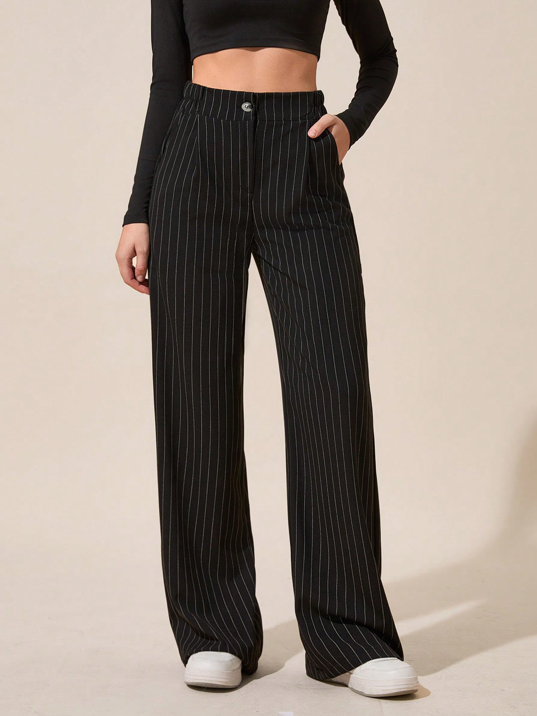 Pantaloni SHEIN, negru
