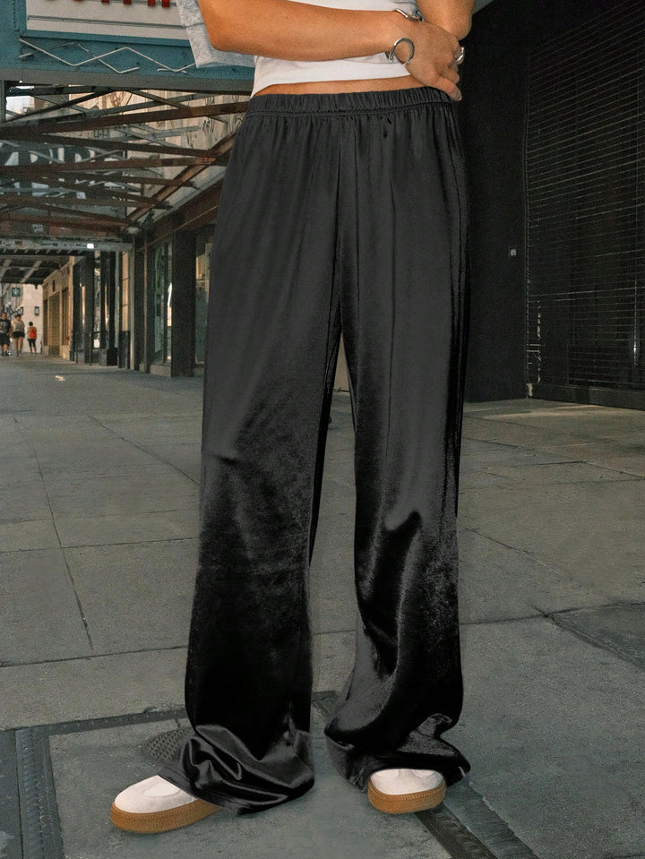 Pantaloni SHEIN, negru