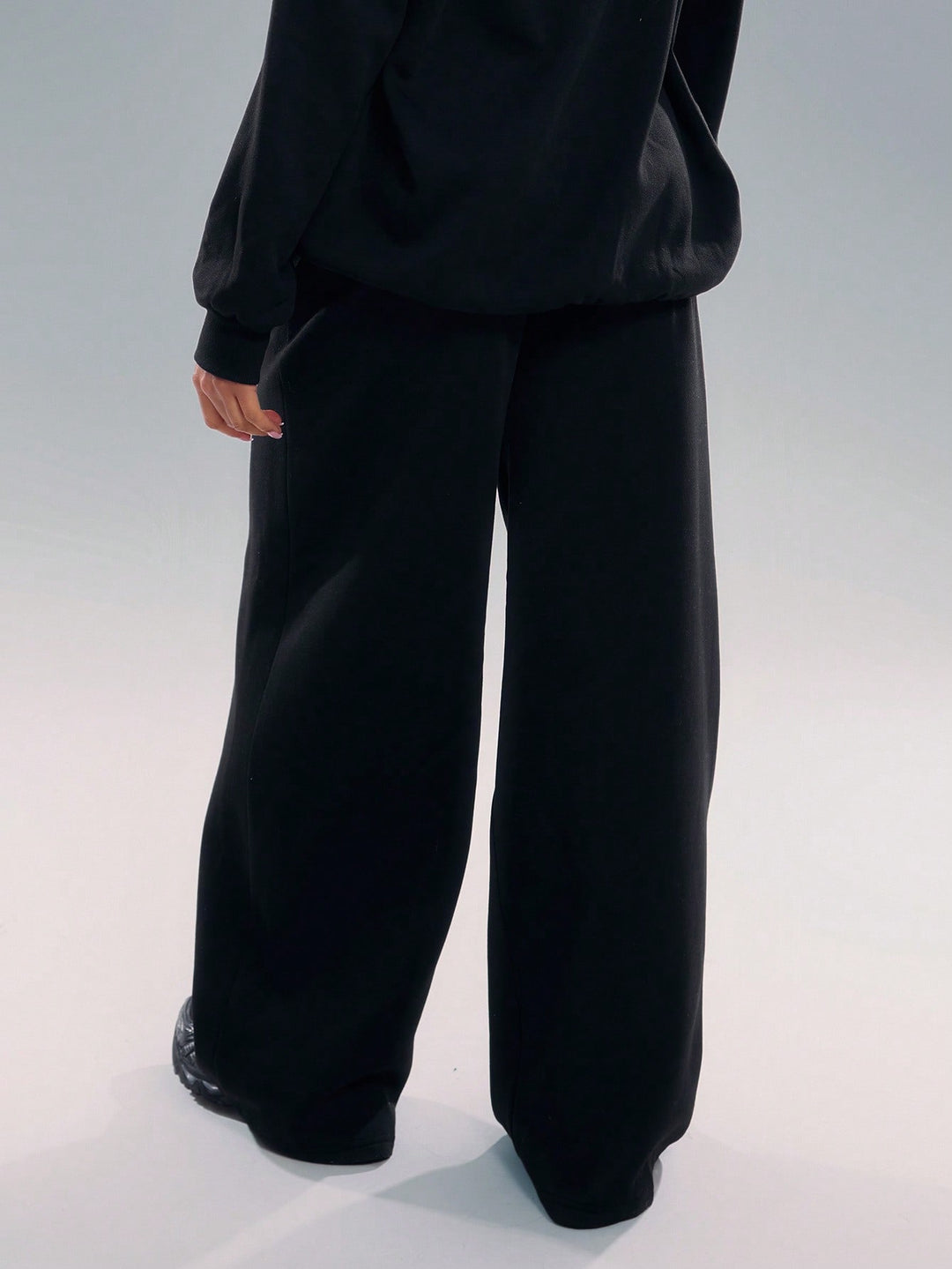 Pantaloni SHEIN, negru