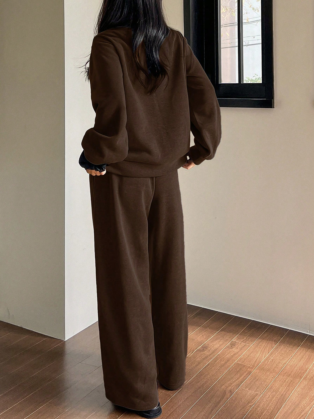 Compleu pijamale SHEIN, maro