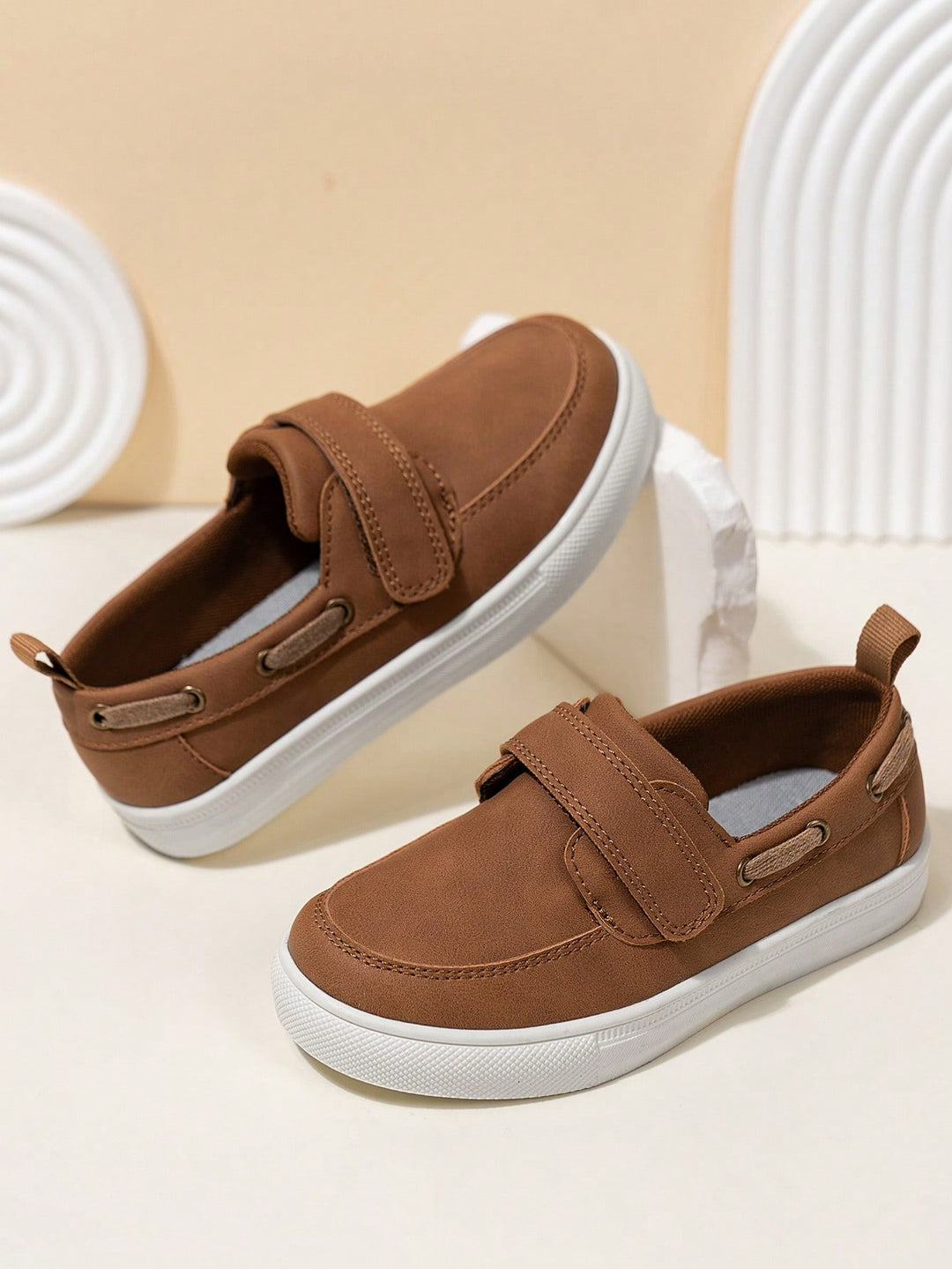 Pantofi sport SHEIN, maro
