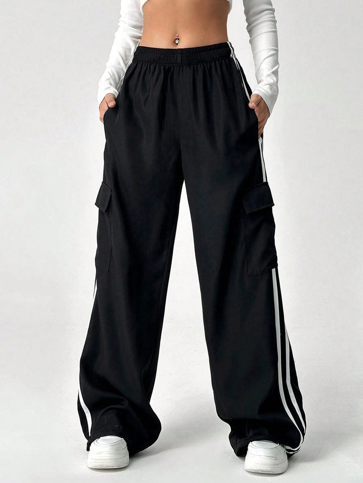Pantaloni SHEIN, negru