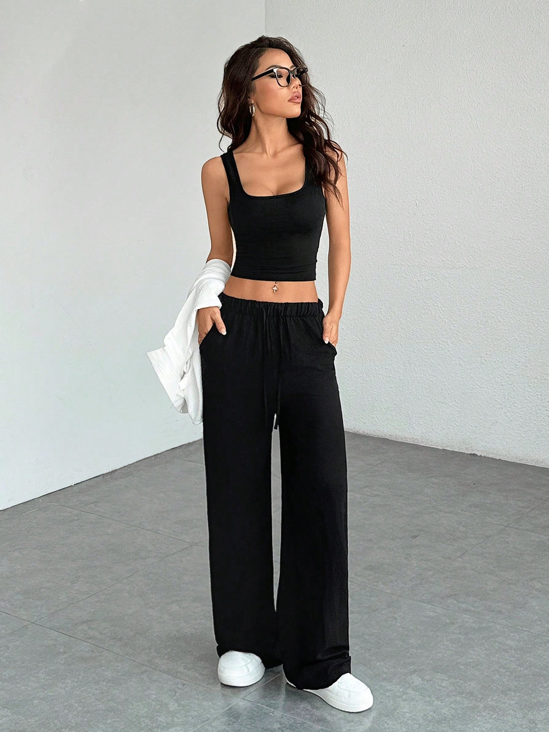 Pantaloni SHEIN, negru