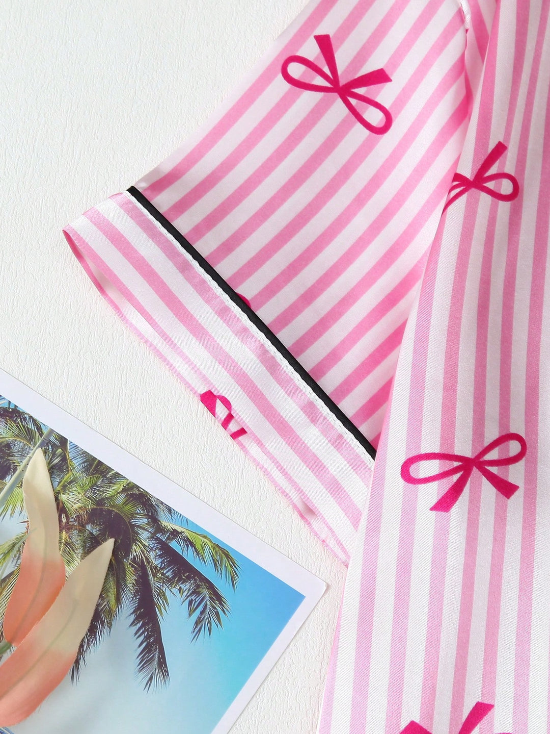 Compleu pijamale SHEIN, roz