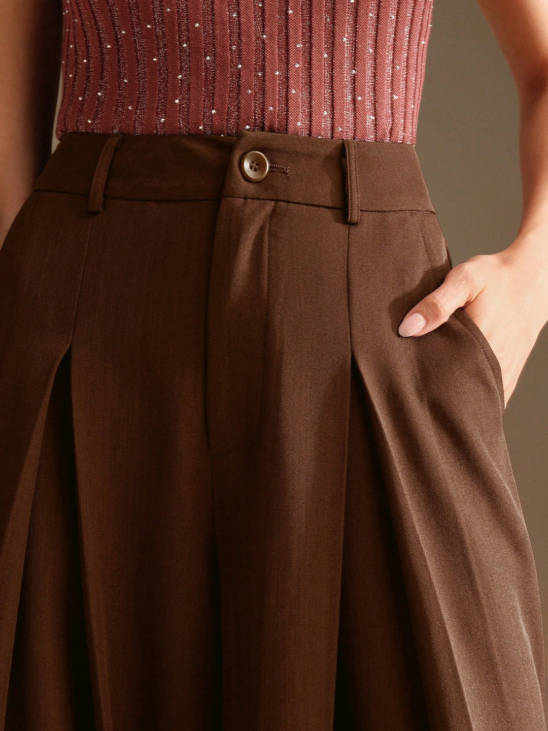 Pantalon SHEIN, maro