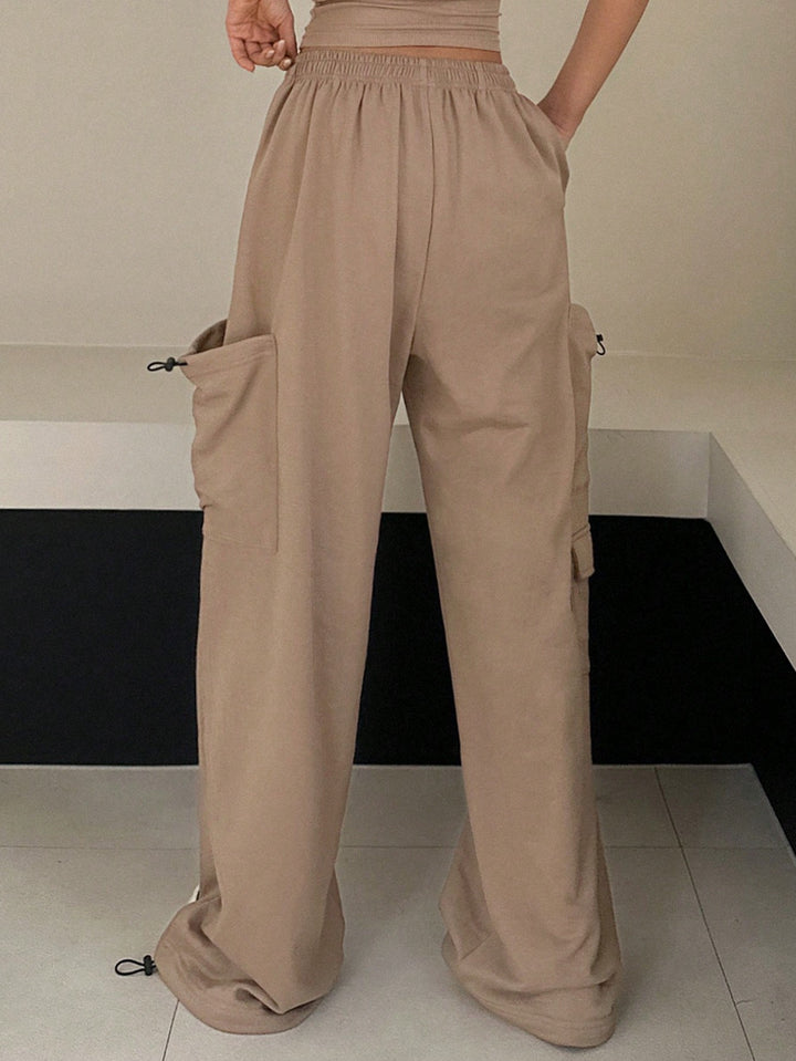 Pantaloni SHEIN, maro