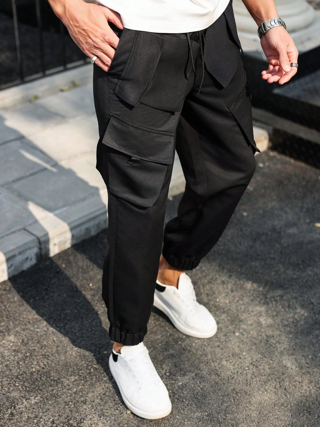 Pantaloni SHEIN, negru
