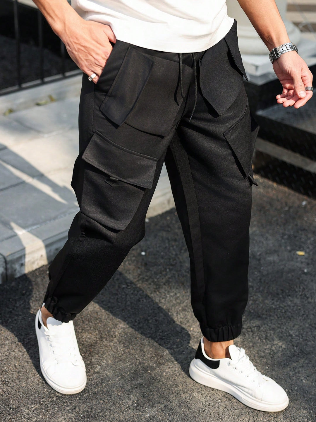 Pantaloni SHEIN, negru