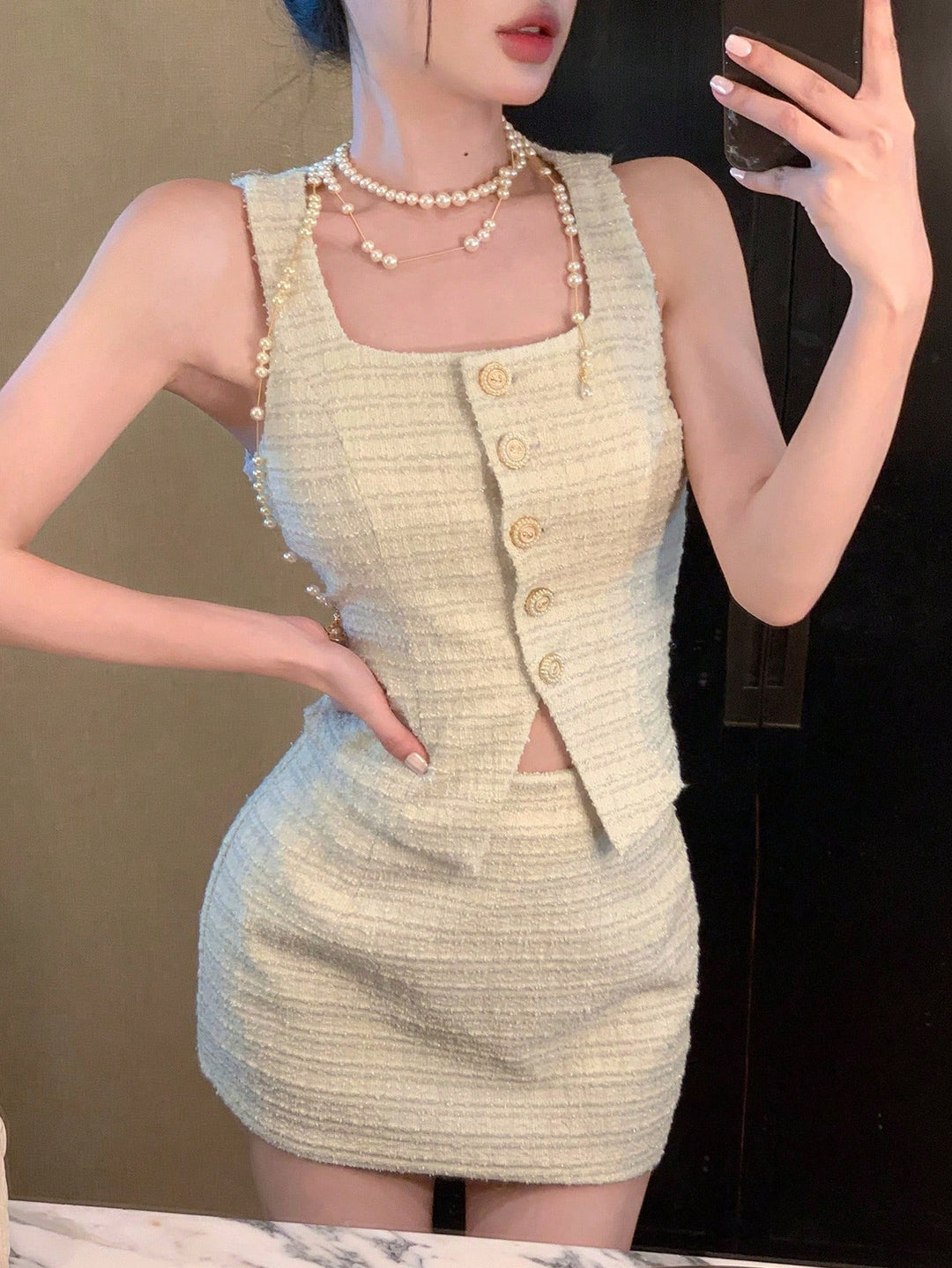 SHEIN együttes, bézs