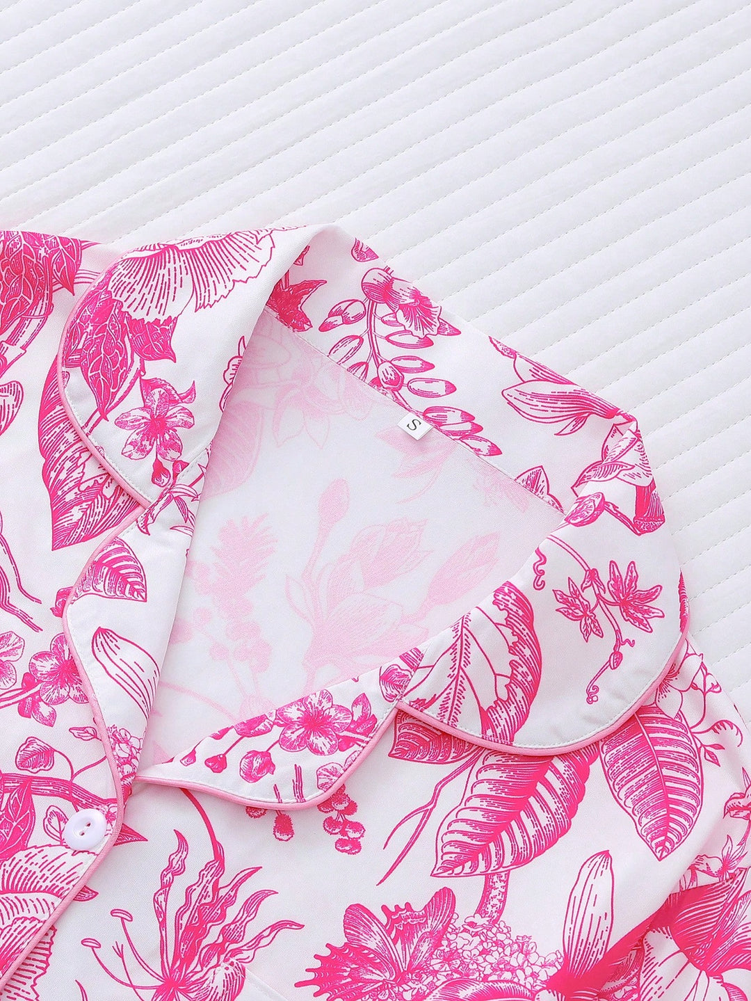 Compleu pijamale SHEIN, mix culori